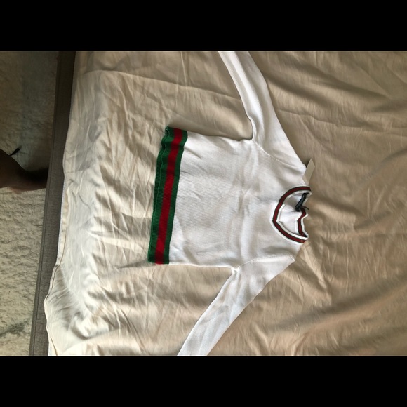 Clothes - Picture 3 of 16